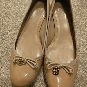 Tory Burch Women's Beige Ballet Flats